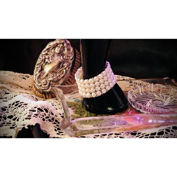 Sterling Four Strand Genuine Pearl 4 Rows Signed AOfG Stretch Bracelet - Picture 3 of 6